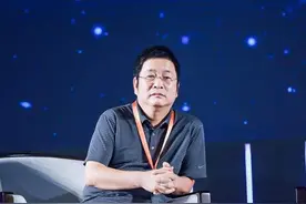 中国芯片首富：一年财富增5倍身价500亿，成全球财富增长最快富豪图片