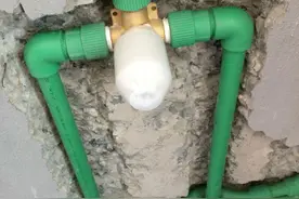 水管一定要定期清理，4个步骤让水管干净如初，饮水安全最重要图片