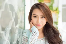 故事：离婚我不要孩子，和出轨的前夫像朋友，女儿说，我好爱妈妈图片