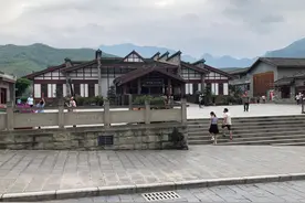 红军四渡赤水出奇兵(土城渡口)图片