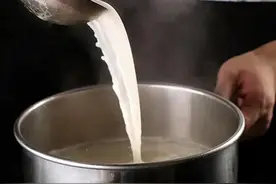高汤，厨师之宝图片