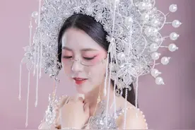 发现一批宝藏年轻手艺人，个个都身怀技艺，用易拉罐做首饰图片