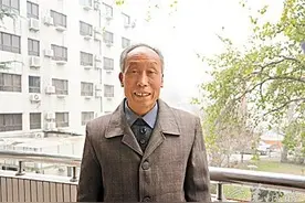 陕西一男孩捡到无价国宝，主动上交后获赠20元路费，今现状怎样？图片