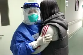 我真的特别想抱抱您，也很想叫您一声孙妈妈——武汉隔离病区里 患者女儿向西安战疫天使亲情告白图片