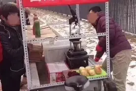 地摊经济火了！各大公司努力“摊”上事，五菱“地摊神车”也来了…图片