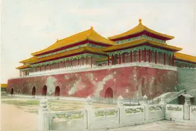 百年前晚清时期北京老照片，紫禁城残破不堪图片