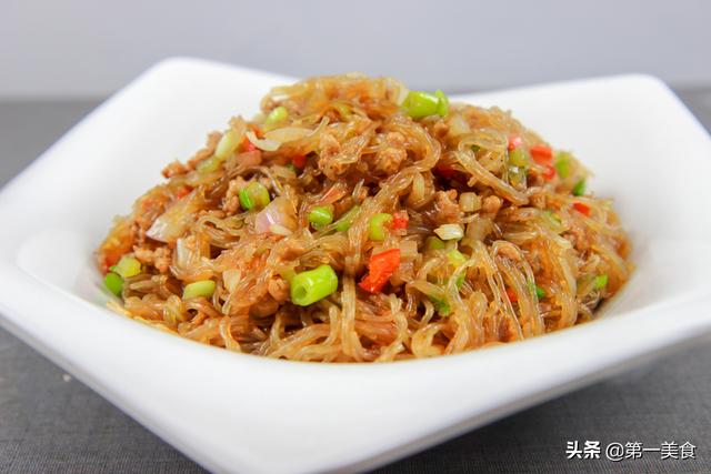 厨师长教你家常炒米粉做法,简单易做,学会以后在家就能做