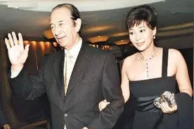 中国历来都是一夫一妻制，赌王何鸿燊也只有一位妻子图片