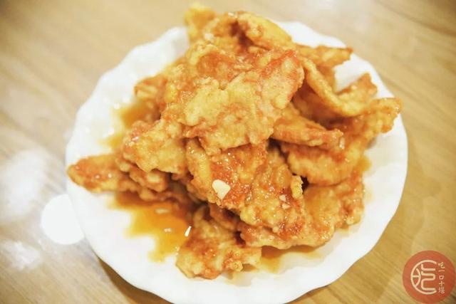 「十堰美食」好嗨哦,在十堰我竟然吃到了地道的东北锅包肉,感觉到了人生巅峰…