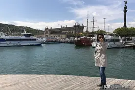 西班牙巴塞罗那 一座城融合了多种风格 还有地中海最好的城市海滩图片