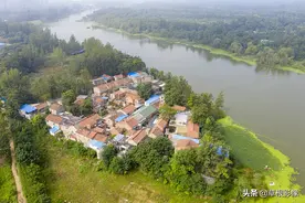 皖北有个水上村，冬天挖地一尺有水，夏天唯恐房子盖得低图片