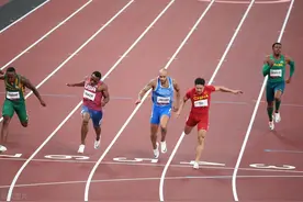 9.98秒已是决赛极限？苏神遗憾未能夺牌？4×100米接力蕴藏希望图片