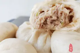 学学我家的蒸包子方法，蓬松暄软不塌陷，馅香皮白嫩又香又好吃图片
