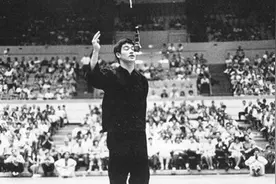 《生活的哲学》：李小龙一生两大痴迷爱好，除了练武就是哲思图片