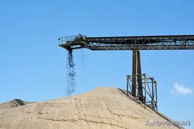 冲击破碎机锤头易损坏怎么办？注意3个地方，问题迎刃而解图片