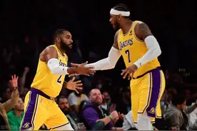 6战124分，场均20分！关键三分拯救湖人！威少：我以为他辅佐我的图片