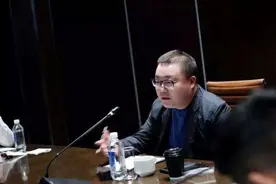 仁东控股连续9跌停背后：揭秘85后内蒙古富二代霍东的资本之路图片