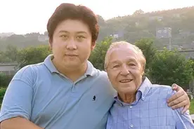 河南小伙为报答瑞士房东为其送终，房东：请把我葬在中国图片