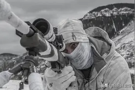 「雪地丛林伪装图鉴」白色死神随时降临，大雪之后的雪地战士图片