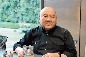 大润发创始人儿子股东会“处女秀”，阿公说笨到被女人骗，活该图片