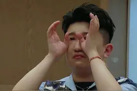 3千万粉丝的男顶流被曝新瓜，张大大却背锅，他深夜回应太搞笑图片