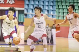 宏远有“黑白矮”，光明有“胖骚快”图片