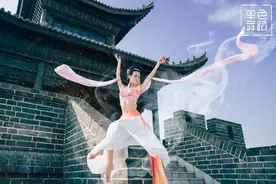 佟丽娅敦煌舞造型美翻了！这三支敦煌舞，带你感受敦煌千年之美图片