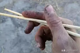 视点丨-20℃，你把钢枪握得那么紧，却握不住一双筷子……图片
