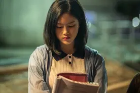 《八角亭谜雾》念玫现实中真漂亮，04年生米拉私服穿搭时髦又个性图片