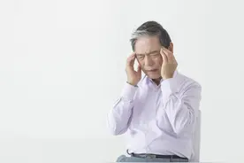 57岁丈夫向二婚妻子提离婚：原因尴尬，你怎么看图片