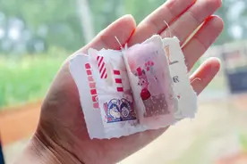 迷你手帐拼贴本制作过程，手帐客们最爱玩的小手工，要不要试试？图片