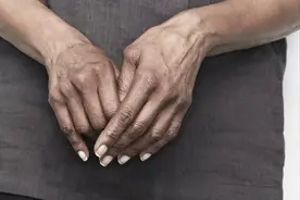 导致手指麻木的疾病，不仅是颈椎病！医生教您几招，判断手麻病因图片
