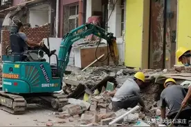 石家庄桥西区：重拳出击拆违建图片