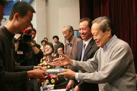 走出“两弹一星”元勋，培养多位两院院士，这所顶尖985让杨振宁“引为骄傲”！图片