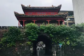 湖南邵阳：宝庆府古城墙图片