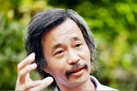 从流浪汉到所谓的大师，网红沈巍，谁害了他的一生？图片