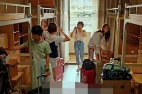 《20不惑》中的寝室真实存在吗？大学里的5类寝室，你是哪种图片