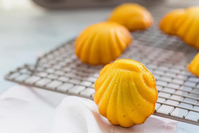 鐧鹃鏋滀笉浼氬悆锛熷垎浜繖鍑犵鍋氭硶锛屼竴涓婇キ妗屽氨鎶㈢潃鍚冿紝姝ラ杩樼畝鍗? onerror=