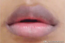 唇色深是什么原因？少做这几件事，否则唇色越来越深图片