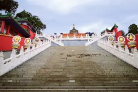 小雨中游览八大处公园，已是大半年未曾到此，风景旧曾谙？图片