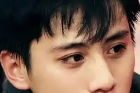 娱乐圈“睫毛精”大赏：朱一龙龚俊顶流标配，王俊凯睫毛长度惊人图片
