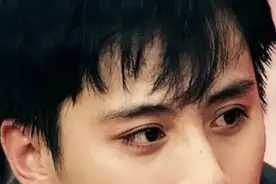 娱乐圈“睫毛精”大赏：朱一龙龚俊顶流标配，王俊凯睫毛长度惊人图片