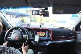 司机直言全职跑滴滴不如开出租车，不出车不出保险，收入更加高图片