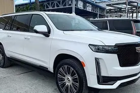 凯雷德长轴版实拍图 车长达5766mm图片