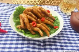 陈醋鸡爪，搭配消食化积的陈醋，最佳休闲零嘴图片