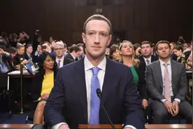 拆分“Facebook”图片