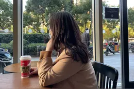 困在邻里噪音中的人：最冲动的一次，他希望带刀上楼和对方拼个“你死我活”图片