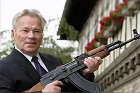 AK47的射程800米，站在801米处，能用手去接住子弹吗？图片