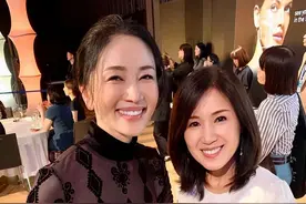 女人过了50岁就人老珠黄？53岁日版“许晴”，冻龄脸蛋和身材图片