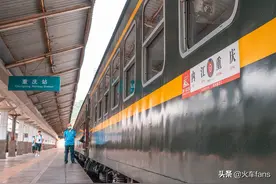 体验老成渝铁路线上唯一的绿皮火车——5612次图片